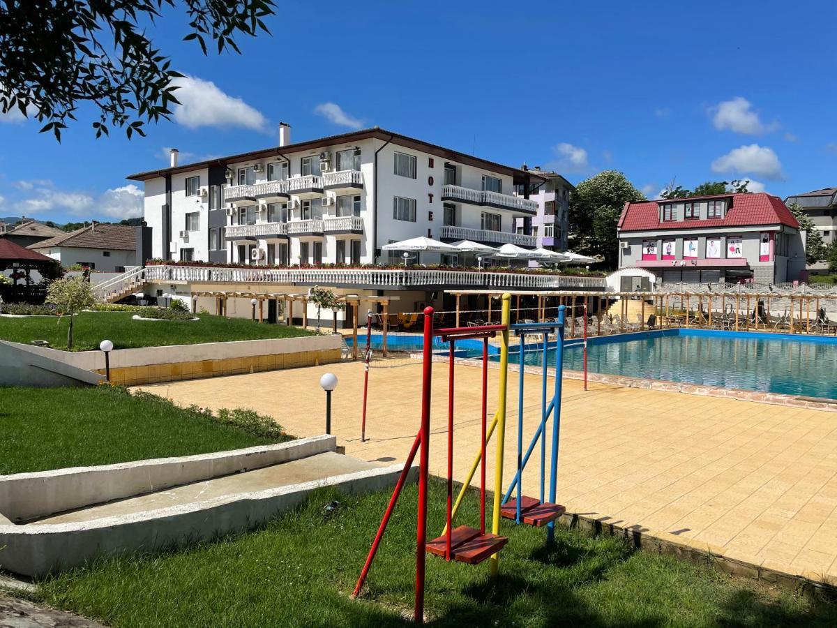 Hotel Elit Kirkovo (Kardzhali) Exterior foto