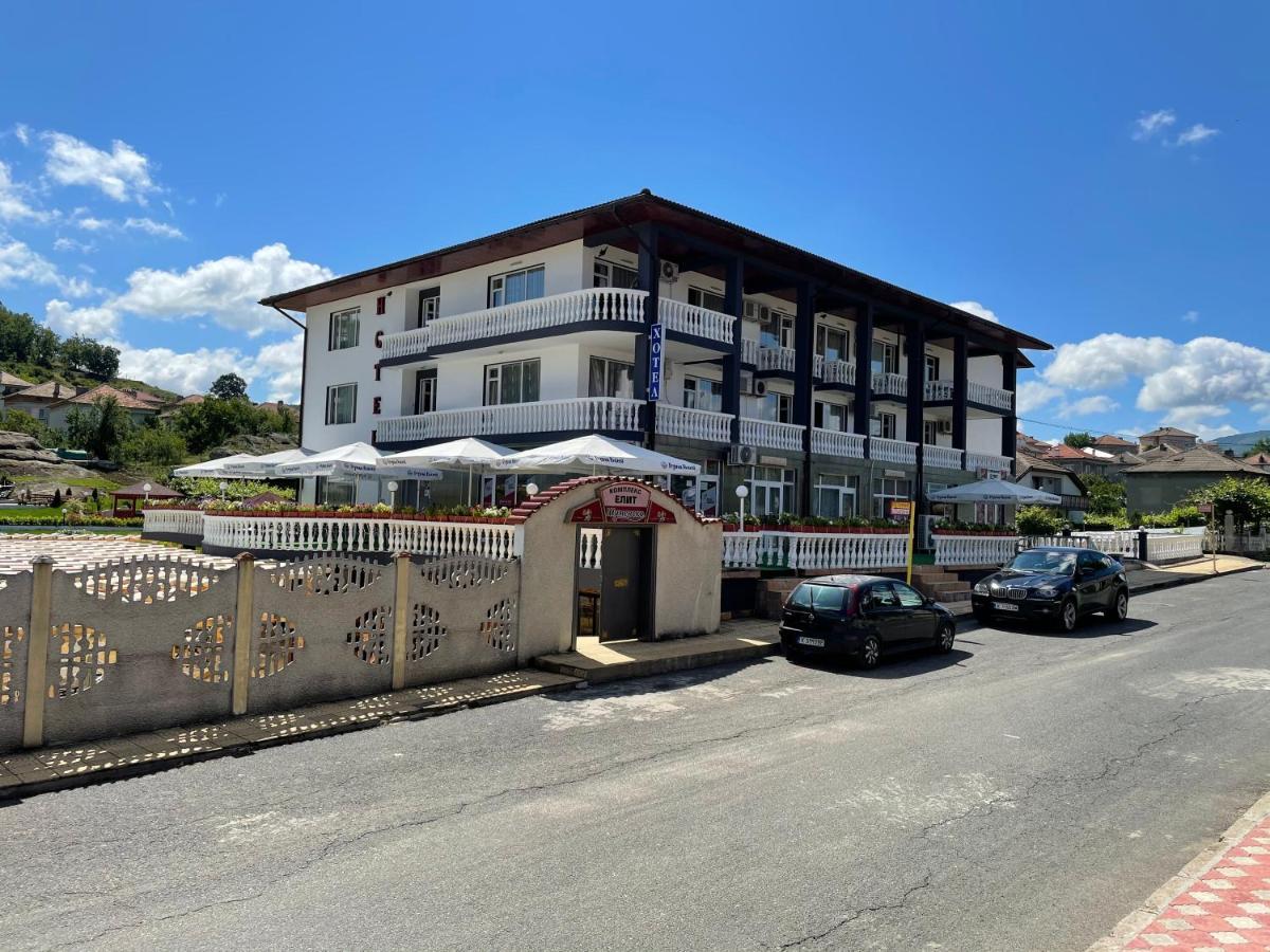 Hotel Elit Kirkovo (Kardzhali) Exterior foto