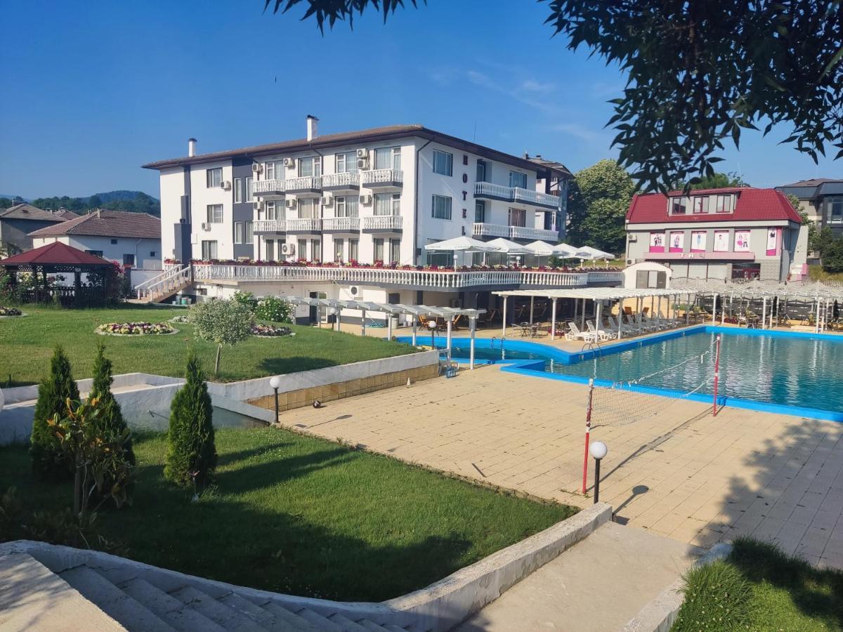 Hotel Elit Kirkovo (Kardzhali) Exterior foto