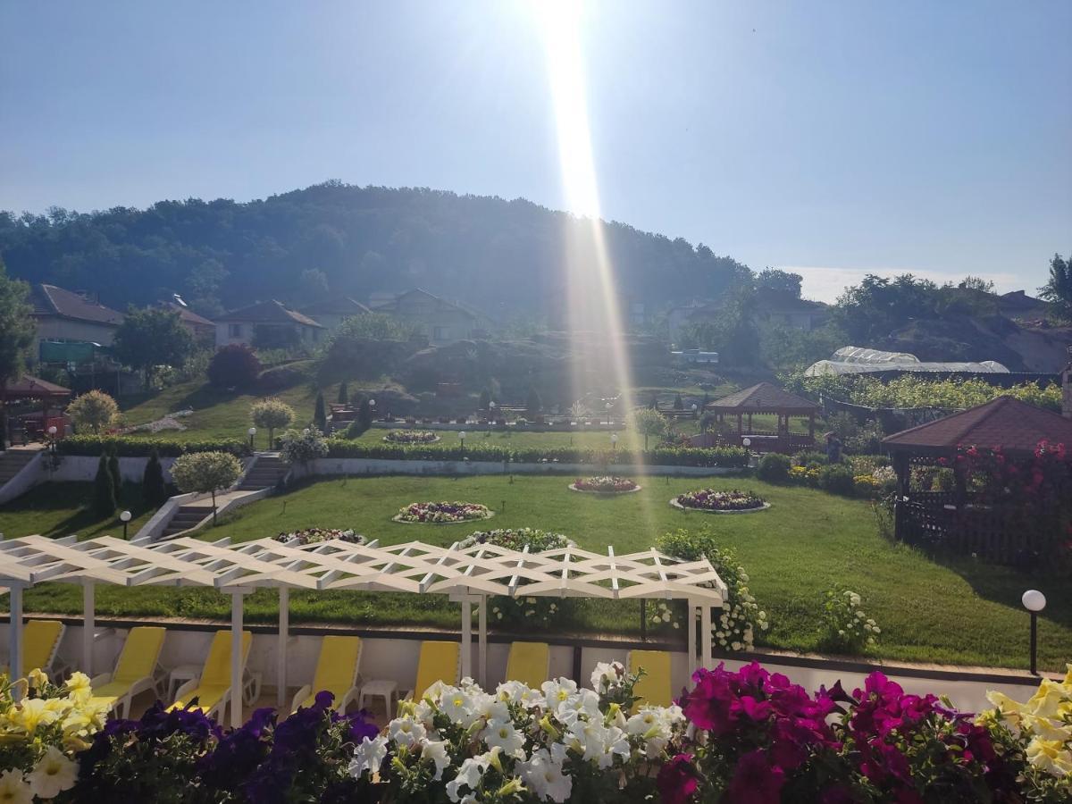 Hotel Elit Kirkovo (Kardzhali) Exterior foto