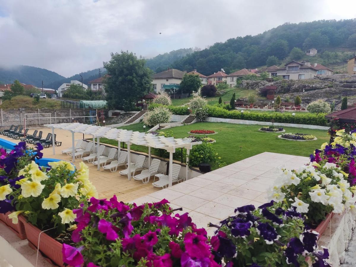 Hotel Elit Kirkovo (Kardzhali) Exterior foto